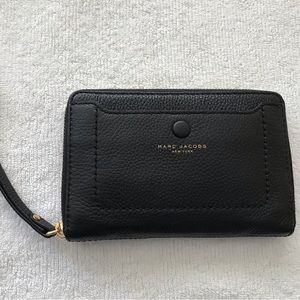 Marc Jacobs black leather wallet